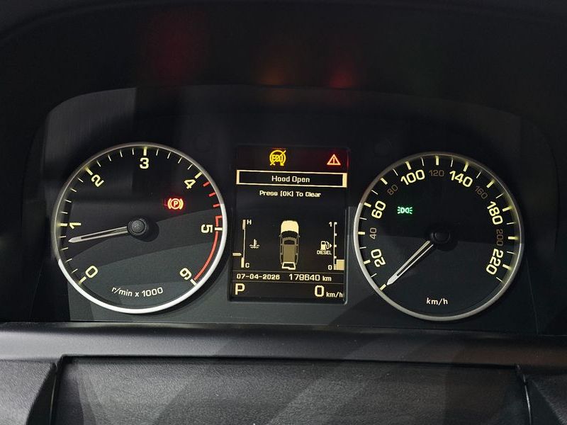 2014 Land Rover Discovery 3.0 SDV6 HSE photo 8
