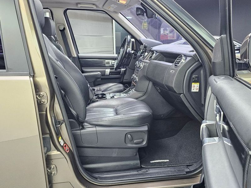 2014 Land Rover Discovery 3.0 SDV6 HSE photo 11