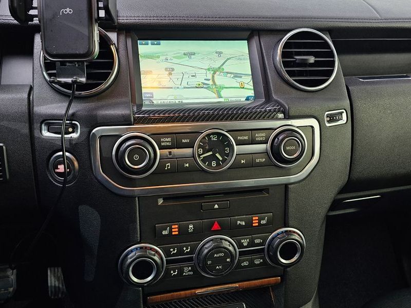 2014 Land Rover Discovery 3.0 SDV6 HSE photo 14