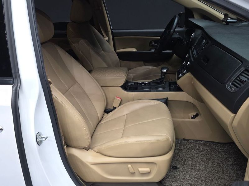 2019 Kia Carnival Gasoline 9-Seater Hi-Limousine Noblesse Special photo 11