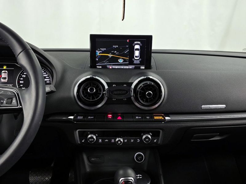 2018 Audi A3 40 TFSI 8V photo 13