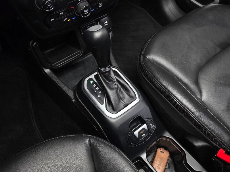 2018 Jeep Renegade 2.4 Longitude High photo 9