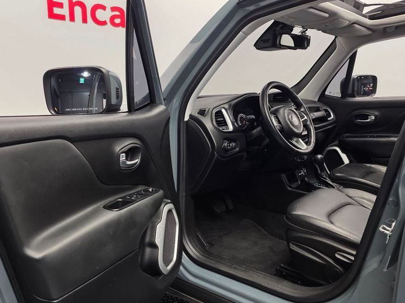 2018 Jeep Renegade 2.4 Longitude High photo 10
