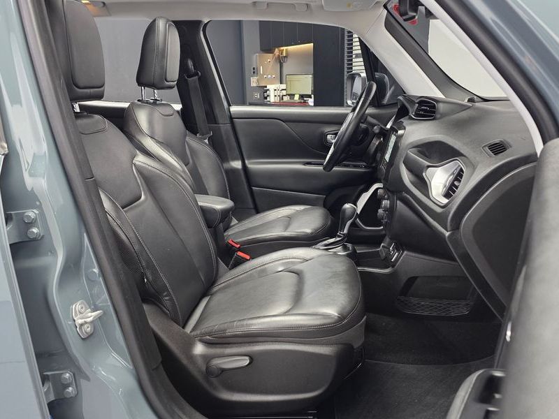 2018 Jeep Renegade 2.4 Longitude High photo 11