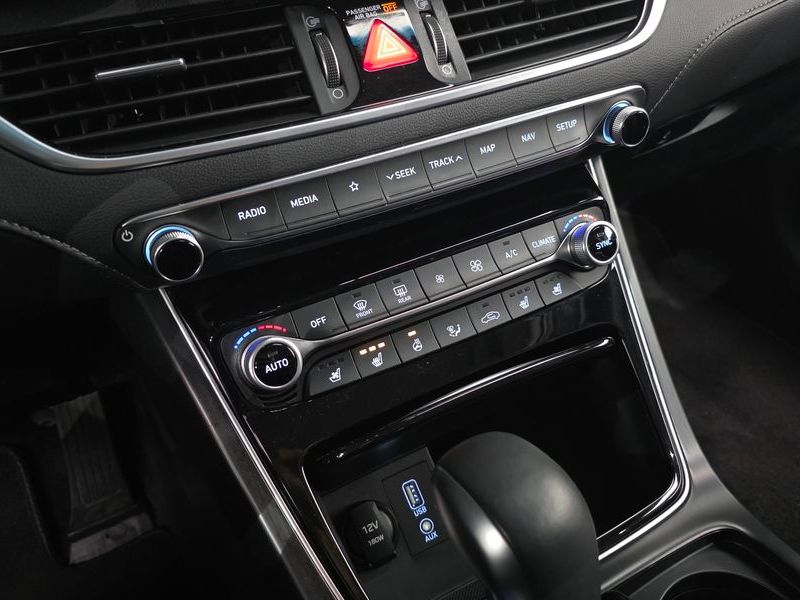 2018 Hyundai Grandeur 2.4 Premium photo 17