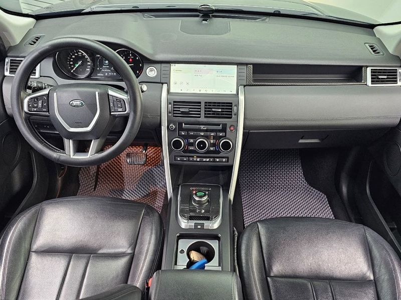 2018 Land Rover Discovery Sport 2.0 TD4 SE photo 7