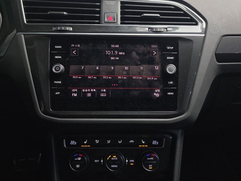 2018 Volkswagen Tiguan 2.0 TDI Premium photo 14
