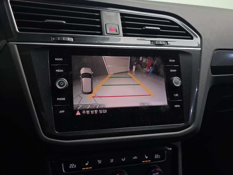 2018 Volkswagen Tiguan 2.0 TDI Premium photo 15
