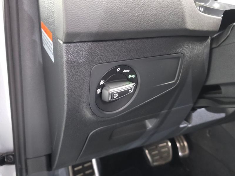 2018 Volkswagen Tiguan 2.0 TDI Premium photo 18