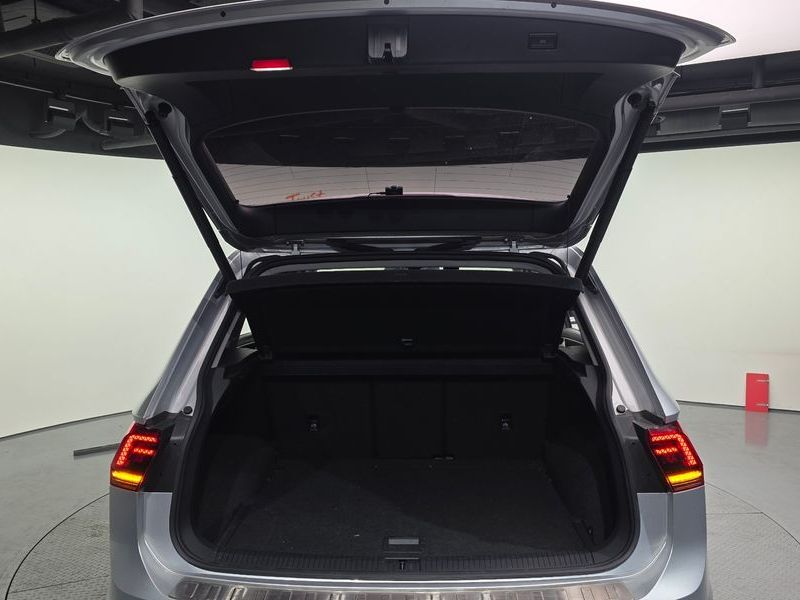 2018 Volkswagen Tiguan 2.0 TDI Premium photo 20