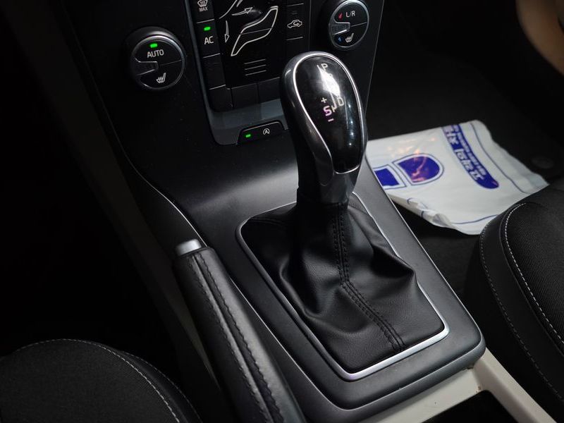 2014 Volvo V40 D2 2nd photo 9