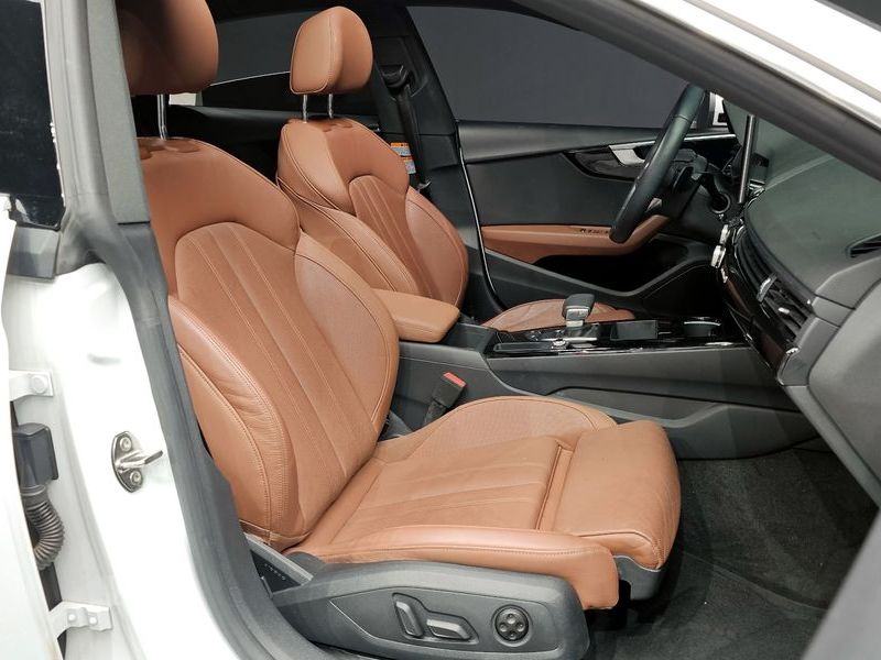 2021 Audi A5 40 TDI Quattro Premium Sportback photo 10
