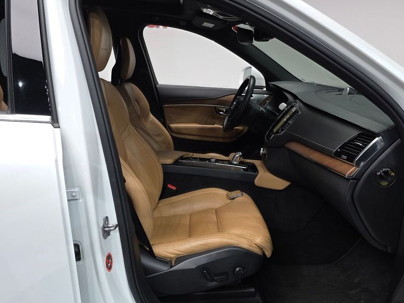 2018 Volvo XC90 T8 Inscription Hybird photo 26