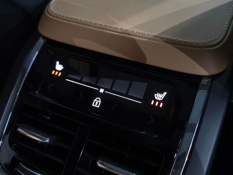 2018 Volvo XC90 T8 Inscription Hybird photo 29