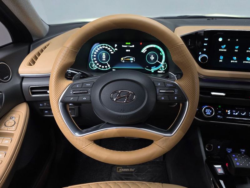 2021 Hyundai Sonata Inspiration photo 13