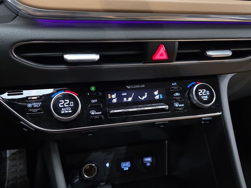 2021 Hyundai Sonata Inspiration photo 18