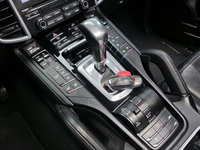 2017 Porsche Cayenne 3.0 Diesel Platium Edition 958 photo 9