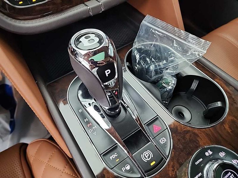 2017 Bentley Bentayga 6.0 W12 photo 9