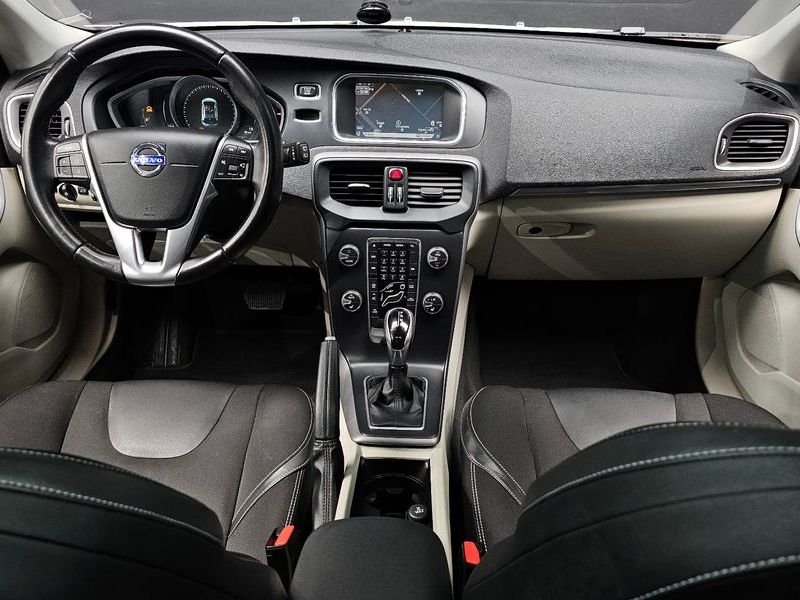 2015 Volvo V40 D2 2nd photo 7