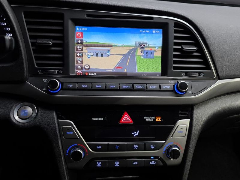 2016 Hyundai Avante 1.6 GDI Smart Special photo 14