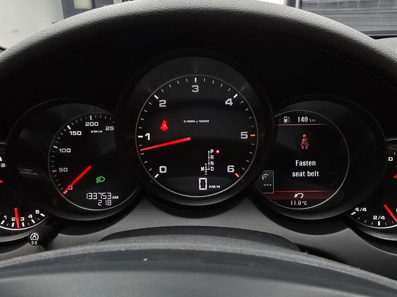2014 Porsche Cayenne 3.0 Diesel Platium Edition 958 photo 8