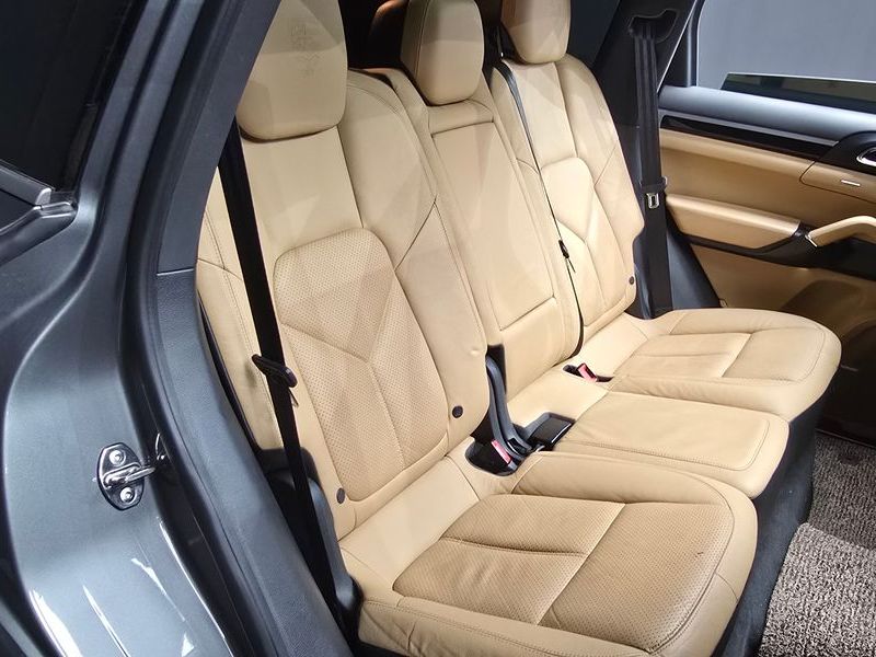 2014 Porsche Cayenne 3.0 Diesel Platium Edition 958 photo 12