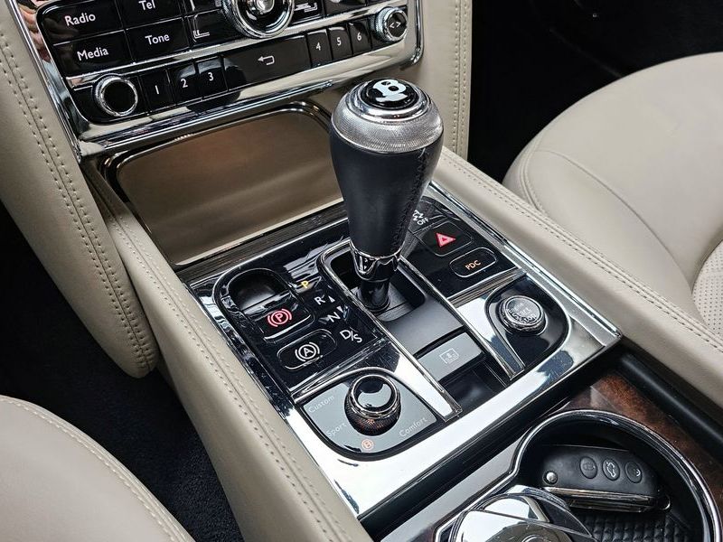2013 Bentley 뮬산 6.8 photo 9