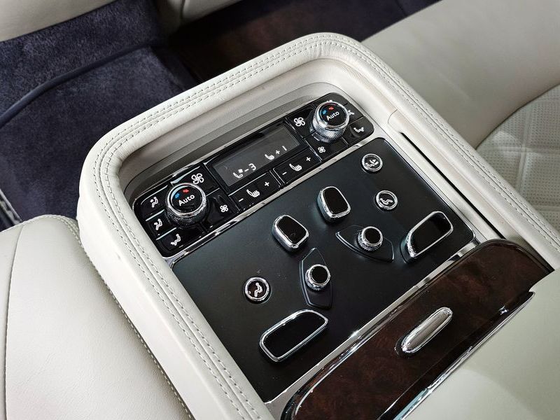 2013 Bentley 뮬산 6.8 photo 18