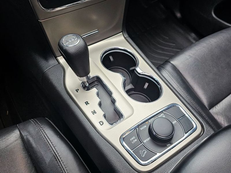 2013 Jeep Grand Cherokee 3.0 Diesel Laredo WK2 photo 9