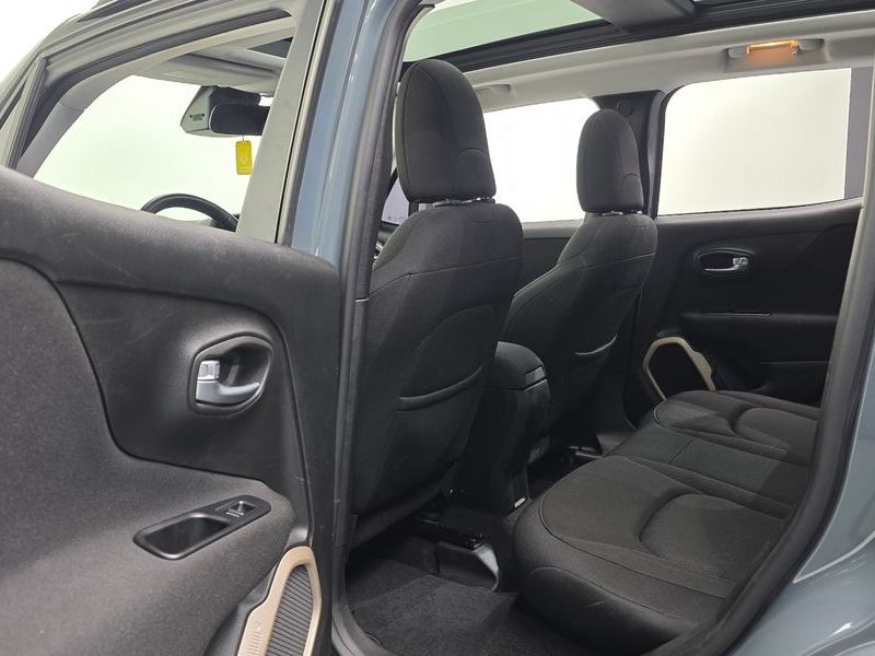 2017 Jeep Renegade 2.4 Longitude photo 18