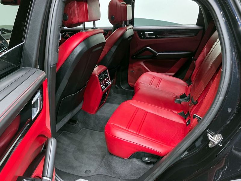2022 Porsche Cayenne 3.0 Coupe photo 12