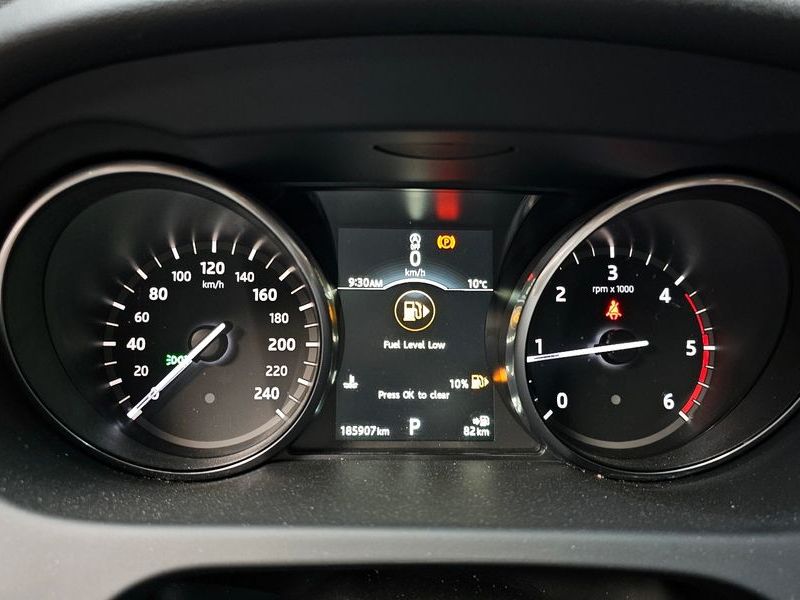 2017 Land Rover Discovery Sport 2.0 TD4 HSE Luxury photo 8