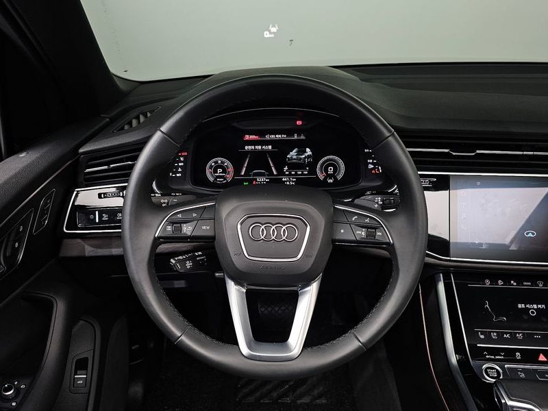 2022 Audi Q7 45 TDI Quattro Premium photo 13