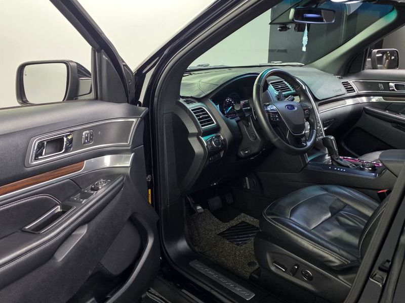2016 Ford Explorer 3.5 Limited 4WD 5th photo 10