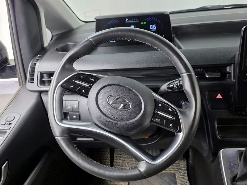 2022 Hyundai Staria L3.5 Cargo 3-Seater Modern photo 13