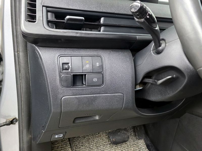 2022 Hyundai Staria L3.5 Cargo 3-Seater Modern photo 16