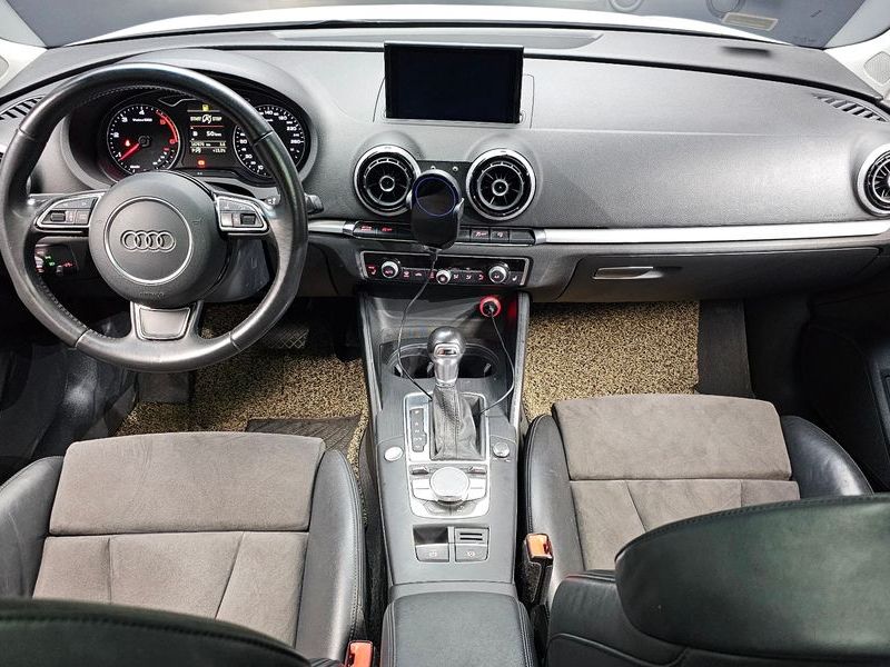 2016 Audi A3 35 TDI Dynamic Sportback 8V photo 7