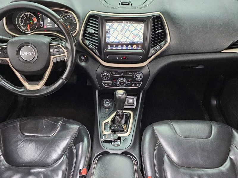 2016 Jeep Cherokee 2.4 Longitude AWD photo 7