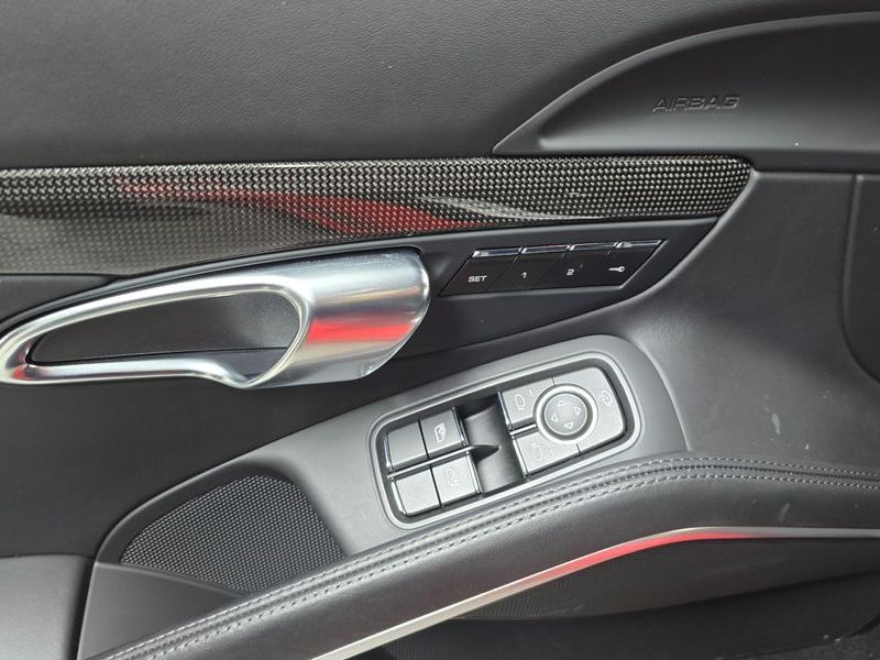 2023 Porsche 718 4.0 GTS photo 17