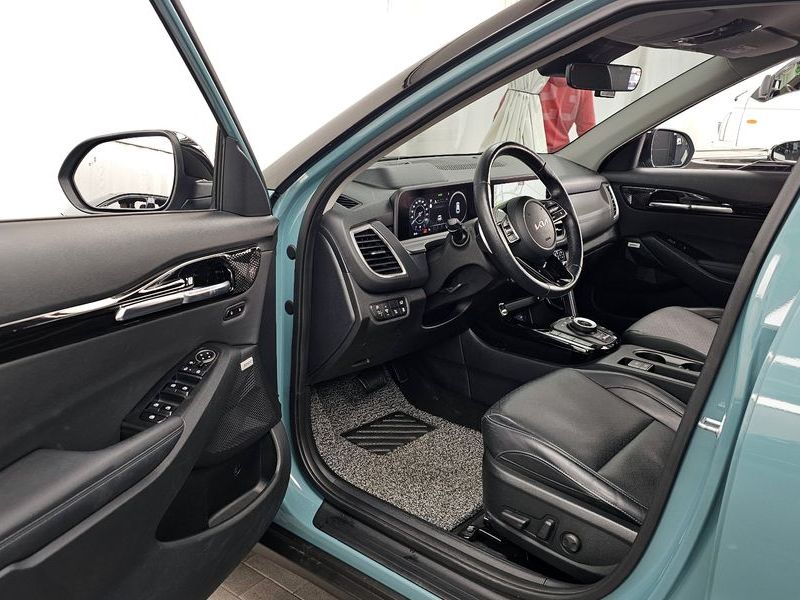 2023 Kia Seltos Gasoline 1.6 Turbo 4WD Gravity photo 10
