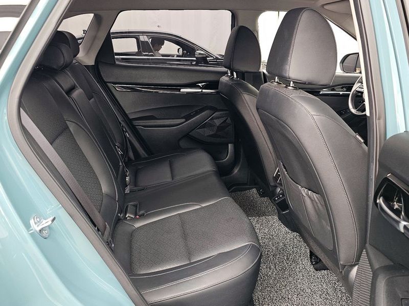 2023 Kia Seltos Gasoline 1.6 Turbo 4WD Gravity photo 12