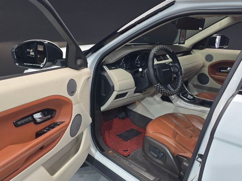 2015 Land Rover Range Rover Evoque 2.2 SD4 Prestige photo 10