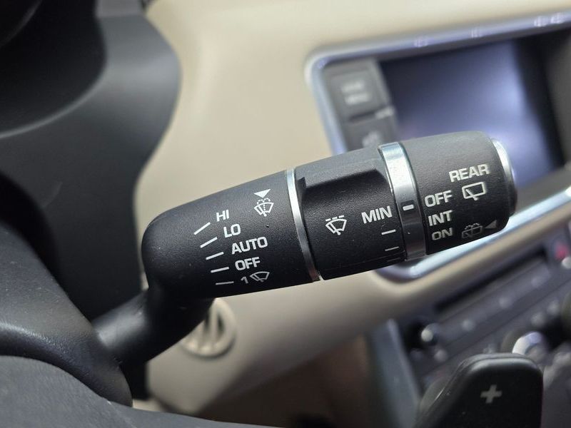 2015 Land Rover Range Rover Evoque 2.2 SD4 Prestige photo 16