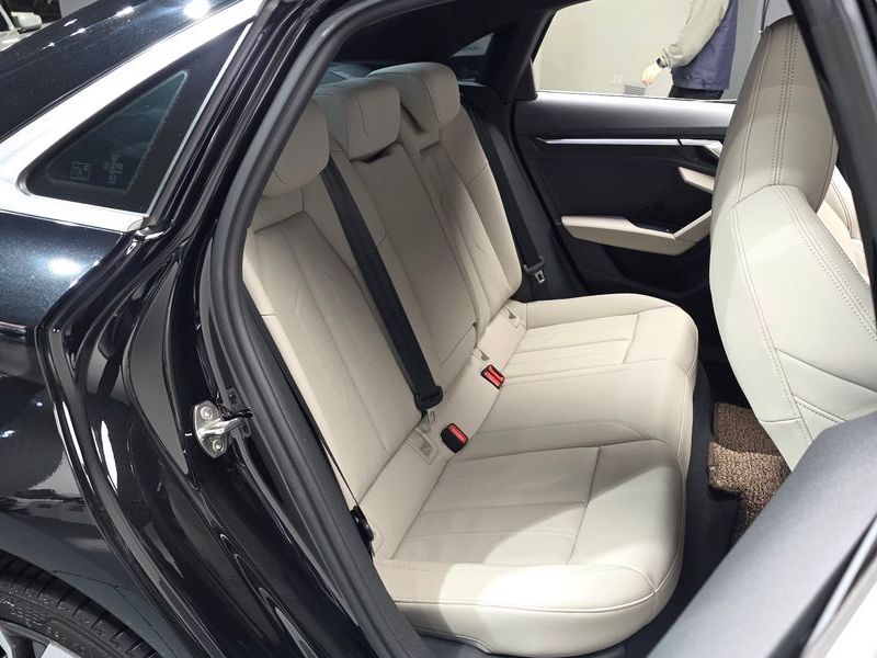 2024 Audi A3 40 TFSI Premium photo 11