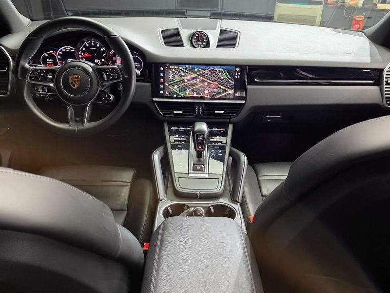 2023 Porsche Cayenne 3.0 photo 7