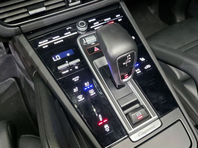 2023 Porsche Cayenne 3.0 photo 9