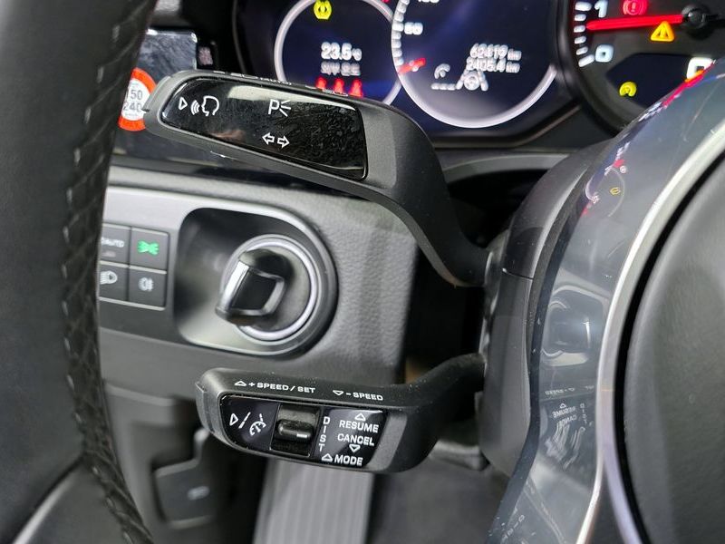 2023 Porsche Cayenne 3.0 photo 17