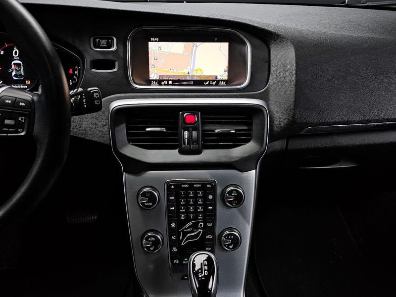 2018 Volvo V40 D3 2nd photo 14