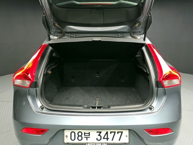 2018 Volvo V40 D3 2nd photo 20