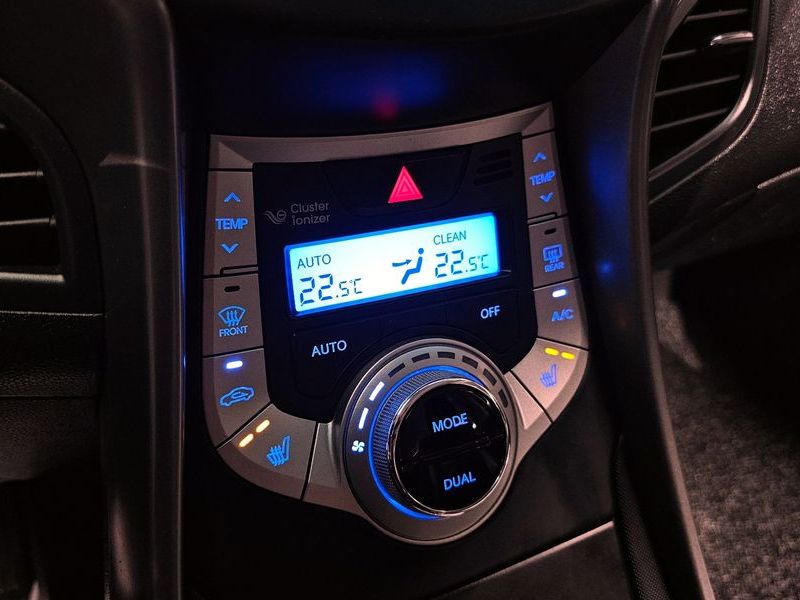 2012 Hyundai Avante M16 GDI Luxury photo 27